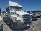 2019 Freightliner Cascadia 126 Semi Truck
