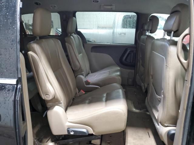 2015 Chrysler Town & Country Touring