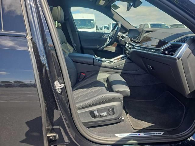 2025 BMW X6 XDRIVE40I
