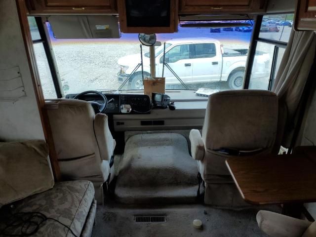 1999 Winnebago 1999 Ford F550 Super Duty Stripped Chassis