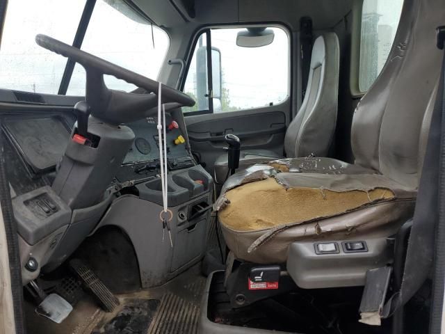 2006 Freightliner Columbia 102 Car Carrier Truck With Car Carrier TR