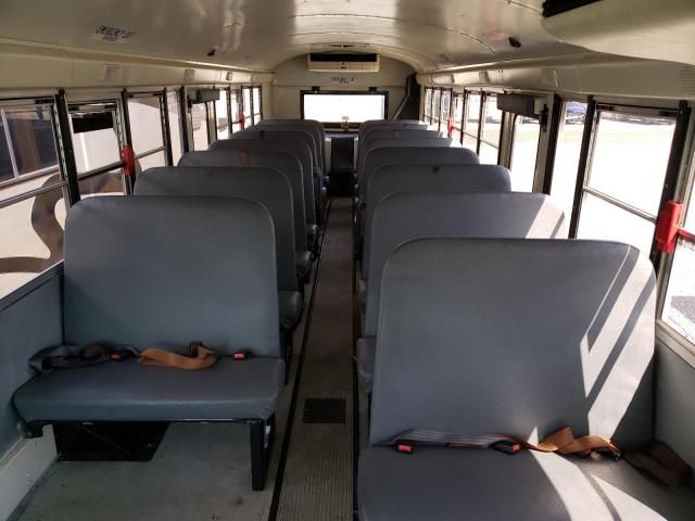 2014 Ic Corporation 3000 RE