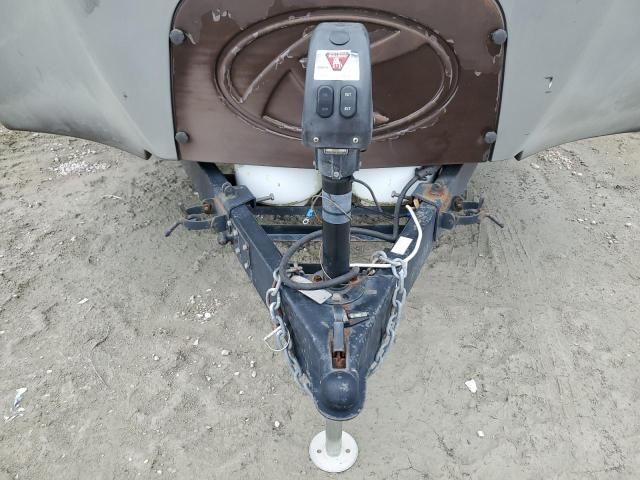 2014 Laredo Camper