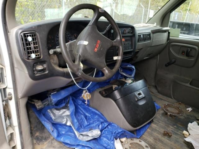 2001 GMC Savana Cutaway G3500