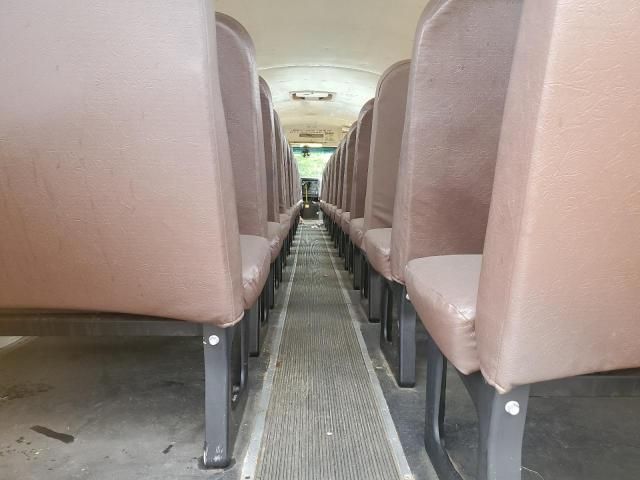 2013 Ic Corporation 3000 CE