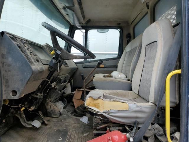 2001 Freightliner Medium Conventional FL70