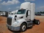 2017 Peterbilt 579 Semi Truck