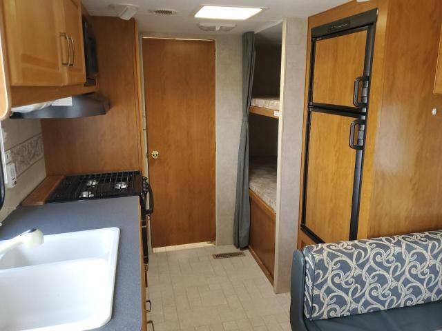 2005 Prowler Travel Trailer