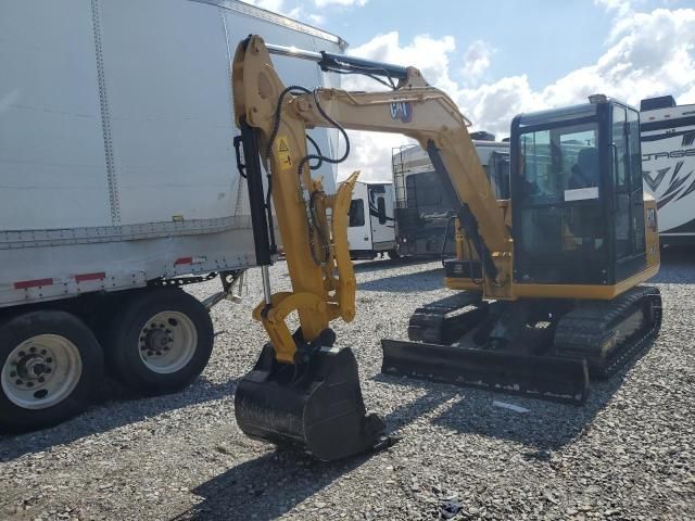 2018 Caterpillar 2018 Caterillar 305.5E2