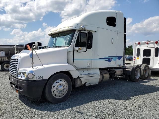2001 Freightliner CST120 Semi Truck