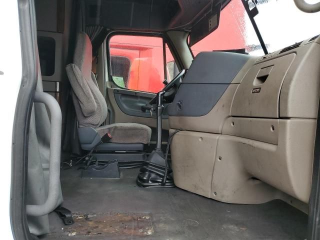 2016 Freightliner Cascadia 125 Semi Truck