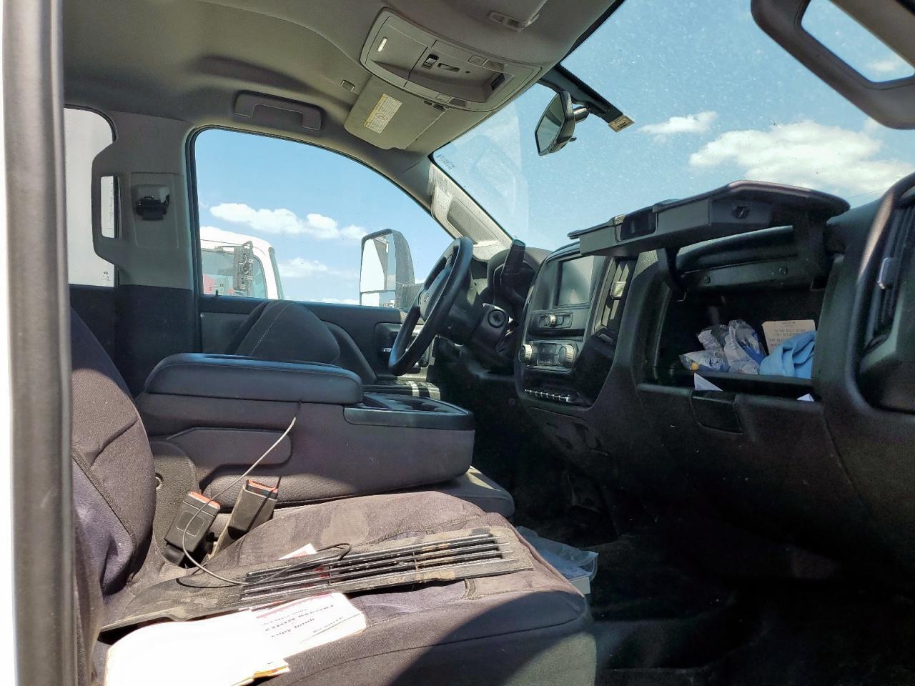 2023 Chevrolet Silverado Medium Duty