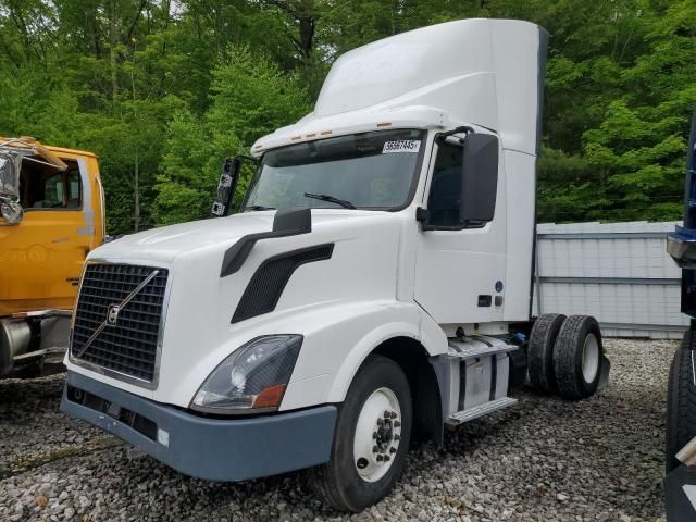 2016 Volvo VNL Semi Truck