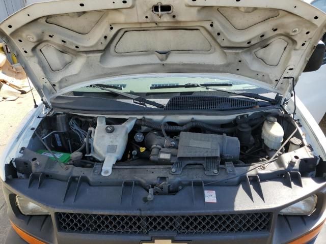 2011 Chevrolet Express G2500