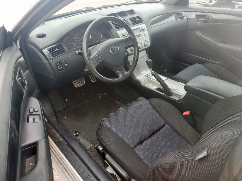 2004 Toyota Camry Solara SE