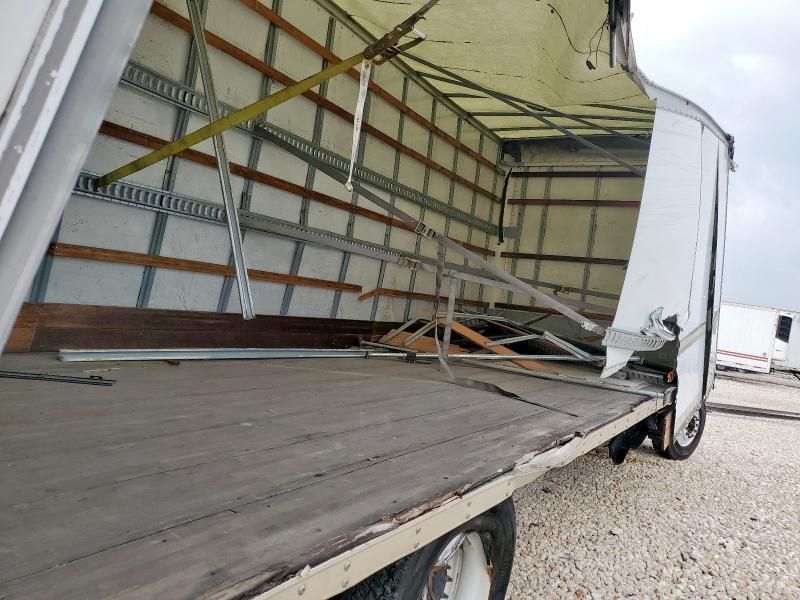 2019 Freightliner M2 106 MED