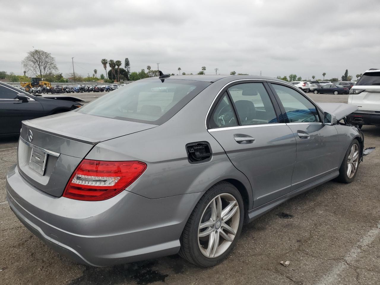 2012 Mercedes-Benz C 250