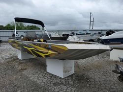 Salvage boats for sale at Rogersville, MO auction: 1992 Shoa Shoalwater