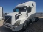 2012 Volvo VNL Semi Truck