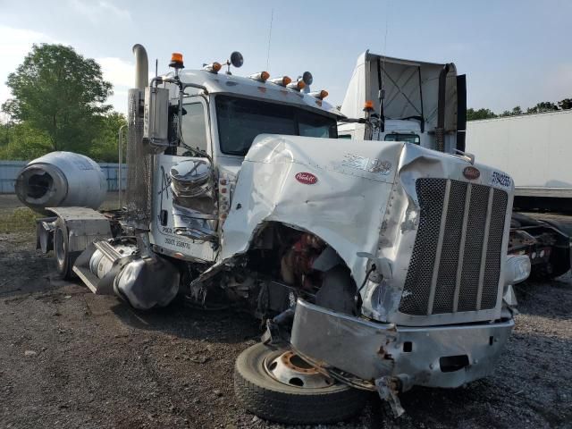 2020 Peterbilt 389