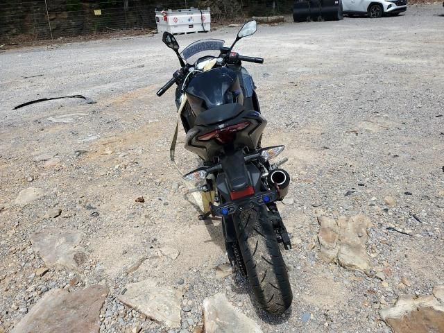 2025 Kawasaki EX500
