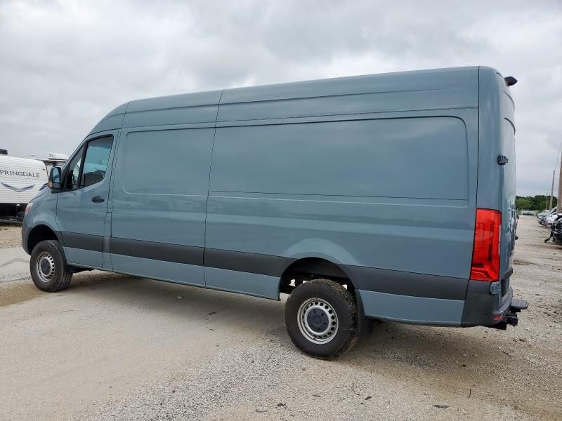 2023 Mercedes-Benz Sprinter 2500