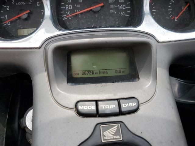 2004 Honda GL1800