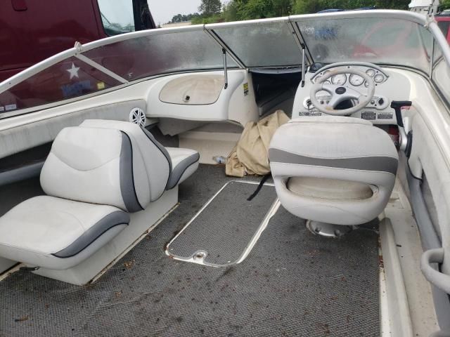 2006 Maxum Boat