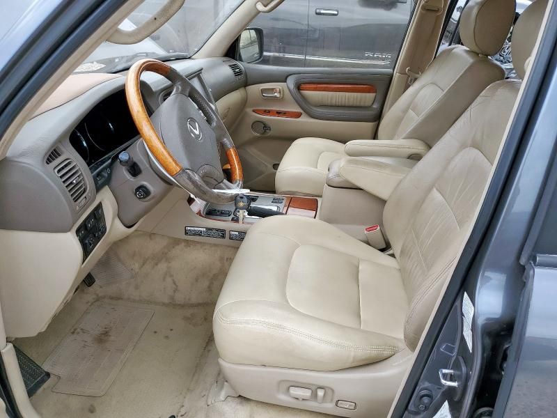 2003 Lexus LX 470