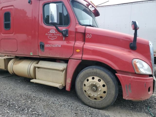 2016 Freightliner Cascadia 125 Semi Truck
