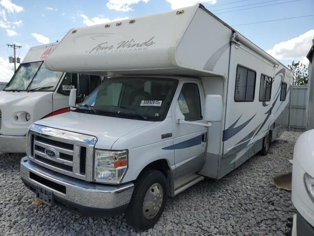 2008 Ford Econoline E450 Super Duty Cutaway Van