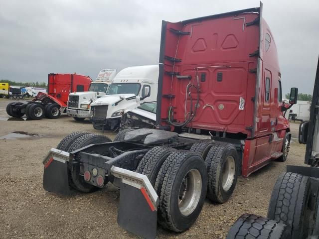 2017 Freightliner Cascadia 125 Semi Truck