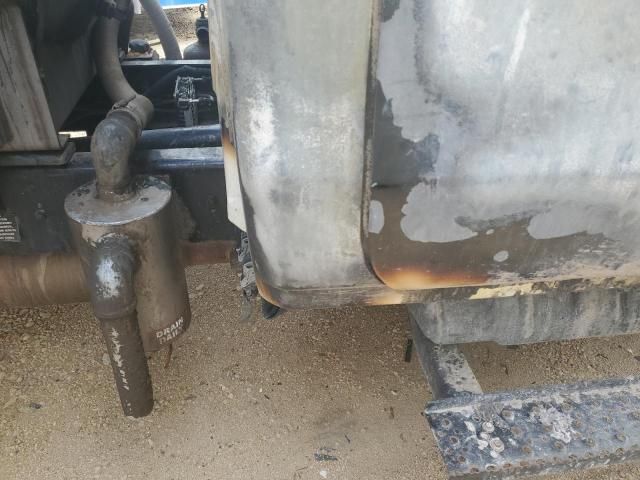 2019 International CV515