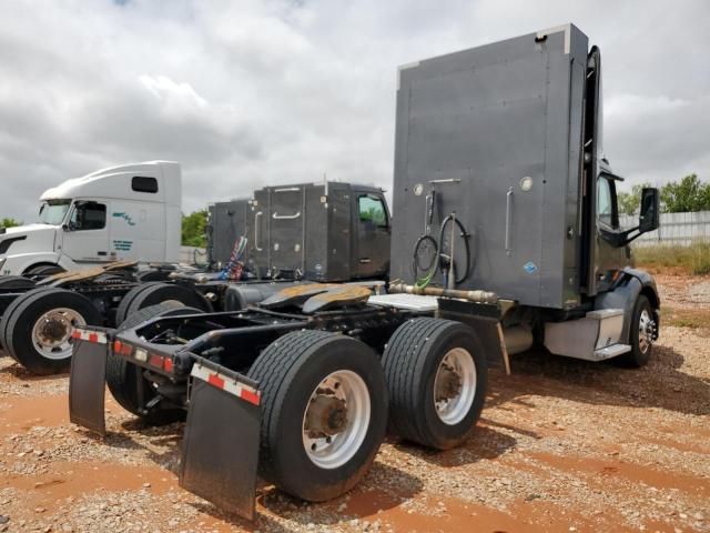 2019 Peterbilt 579
