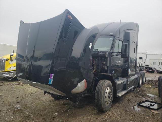 2018 Kenworth T680 Semi Truck