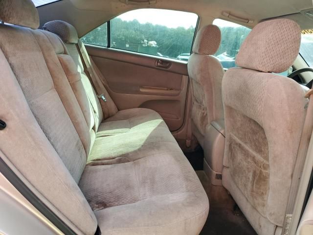 2004 Toyota Camry LE