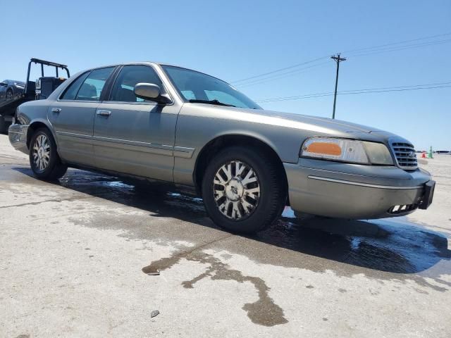 2003 Ford Crown Victoria LX