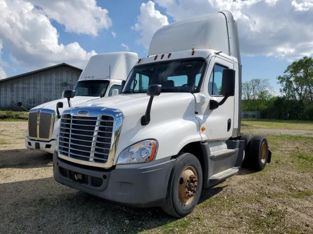 2016 Freightliner Cascadia 125 Semi Truck