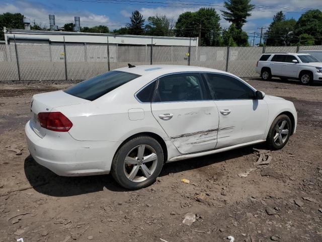 2013 Volkswagen Passat SE