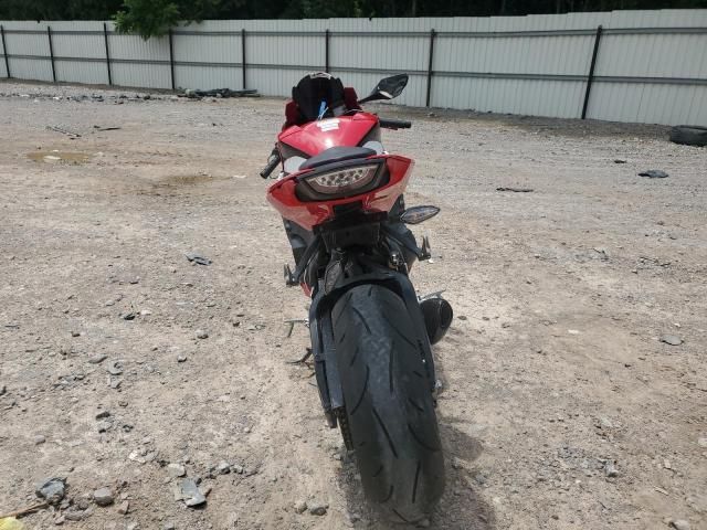2021 Honda CBR1000 RA