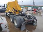 2009 Volvo VNL Semi Truck