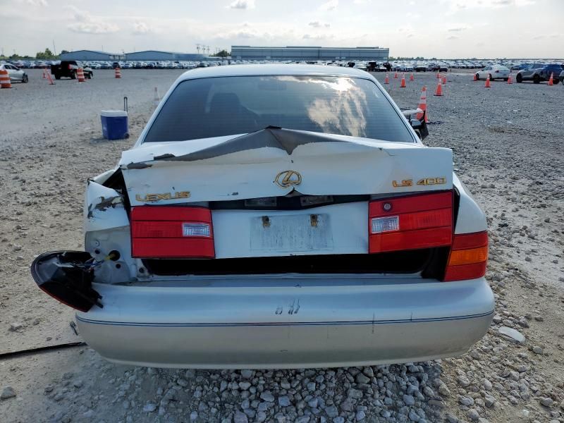 1998 Lexus LS 400