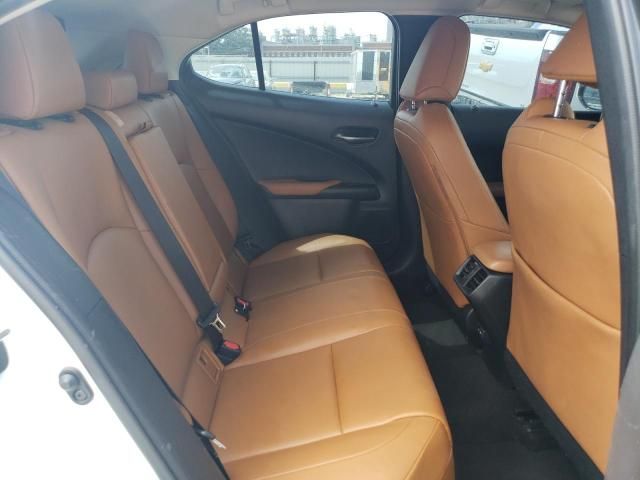 2022 Lexus UX 200 Base