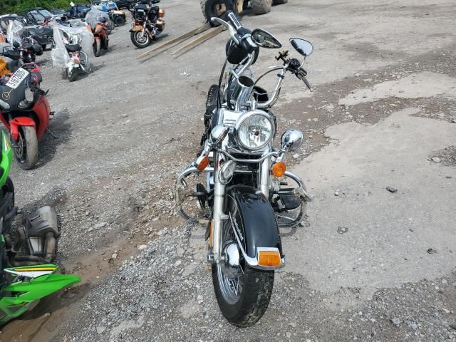 2015 Harley-Davidson Flstc Heritage Softail Classic