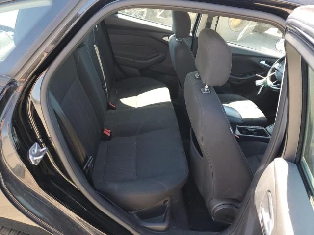 2016 Ford Focus se