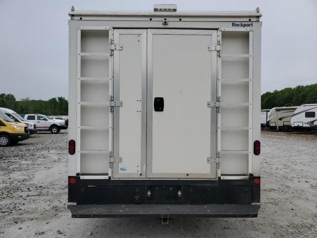 2023 GMC Savana Cutaway G4500