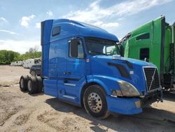 Salvage trucks for sale at Bridgeton, MO auction: 2015 Volvo VNL Semi Truck