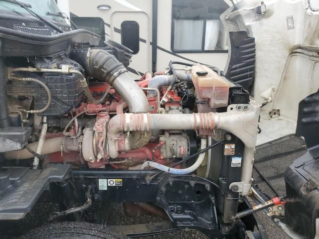 2017 Peterbilt 579 Semi Truck