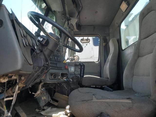 2010 Western Star 2010 Western Star 4900 Semi Truck