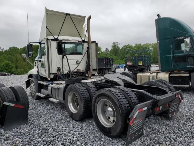 2018 Mack 600 CXU600